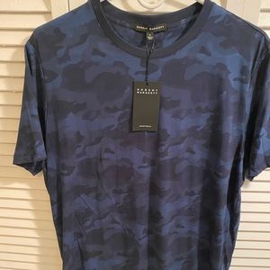 Robert Barakett 100%pima cotton T shirt